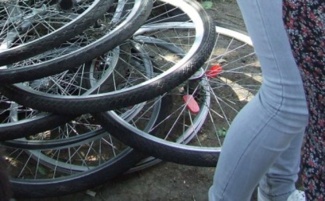 Copil de 8 ani, accidentat de o bicicletă